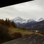Гостевой дом Mountain Саузе-д'Ульс